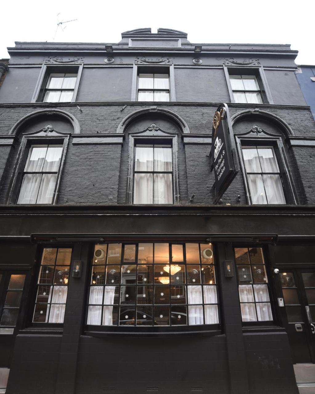 The Pack And Carriage London Hotell Exteriör bild